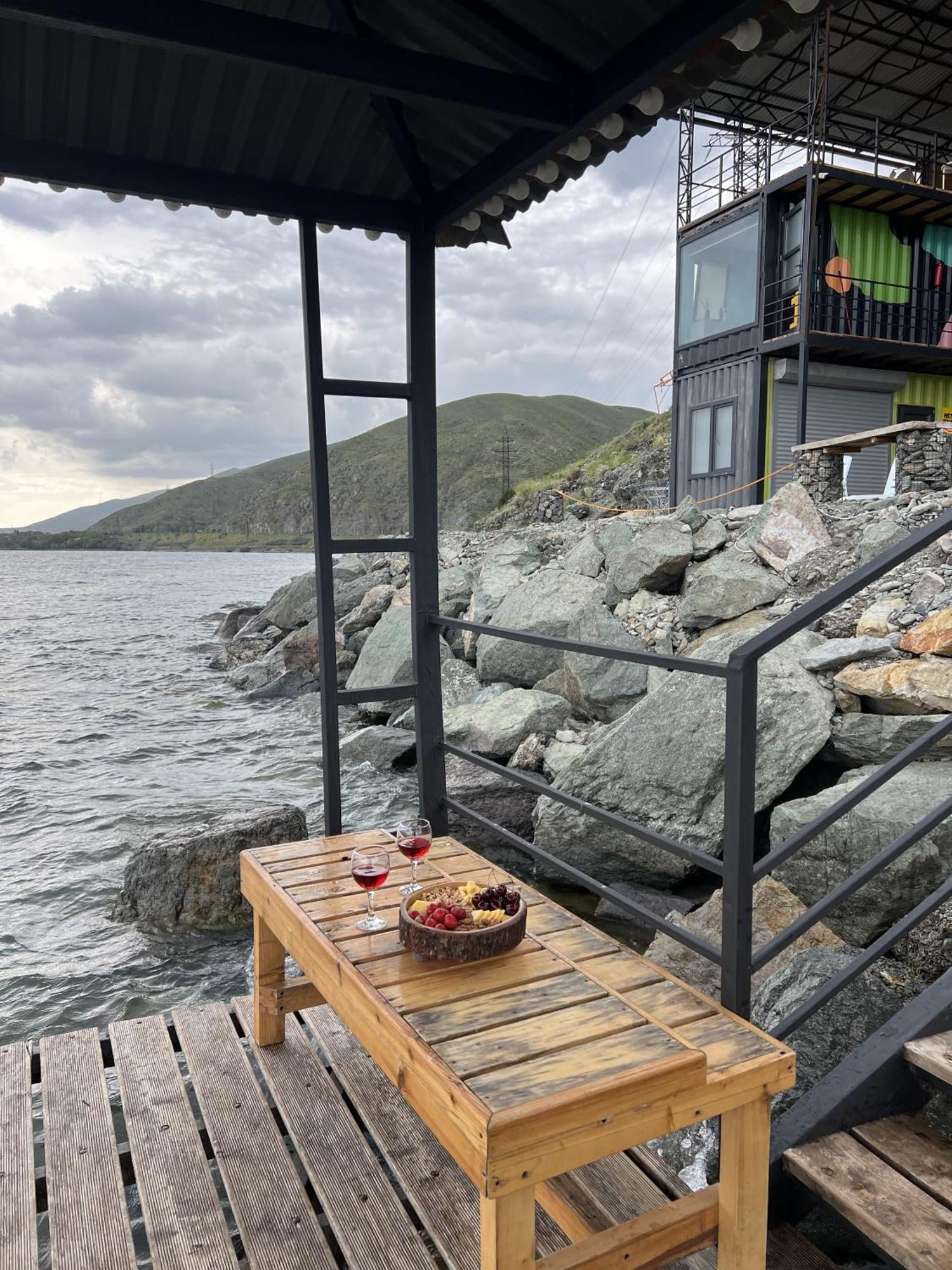 Altitude 1900 Dive Resort - Sevan Lake Chambarak Dış mekan fotoğraf